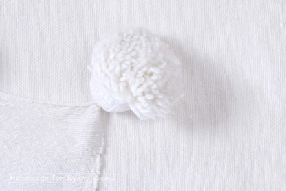 Moroccan Blanket throw Pom Pom, WHITE MB2WH
