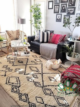 Kilim Moroccan poufs and ottomans made from rug and wool material, featuring vibrant patterns and traditional craftsmanship for stylish decor.
