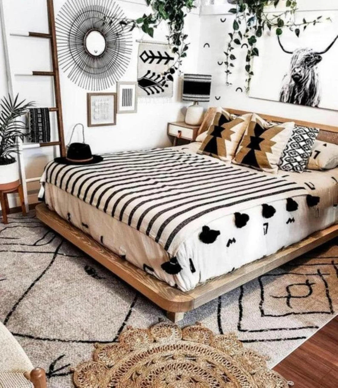 Moroccan Blanket throw Pom Pom, White Black MB1WB