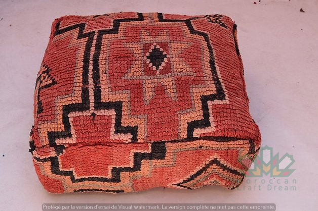 Kilim Moroccan poufs and ottomans made from rug and wool material, featuring vibrant patterns and traditional craftsmanship for stylish decor.