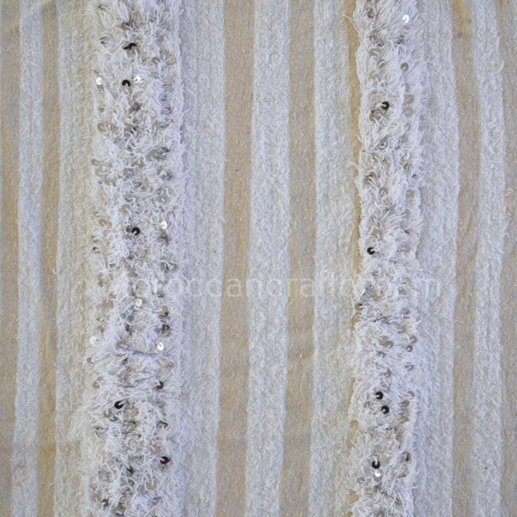 Handcrafted Blanket Throw White for beds and rooms HB2WH4