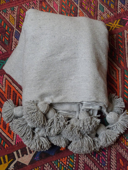 Μαροκινή κουβέρτα Pom Pom, Γκρι MB1GR