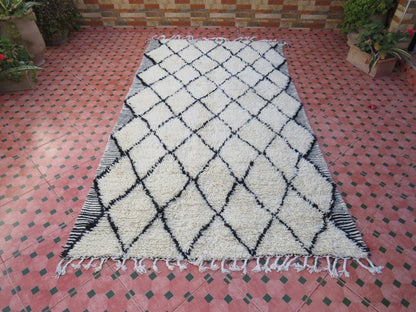 Vintage Beni Ourain Rug MRM03 (made in Marmoucha)