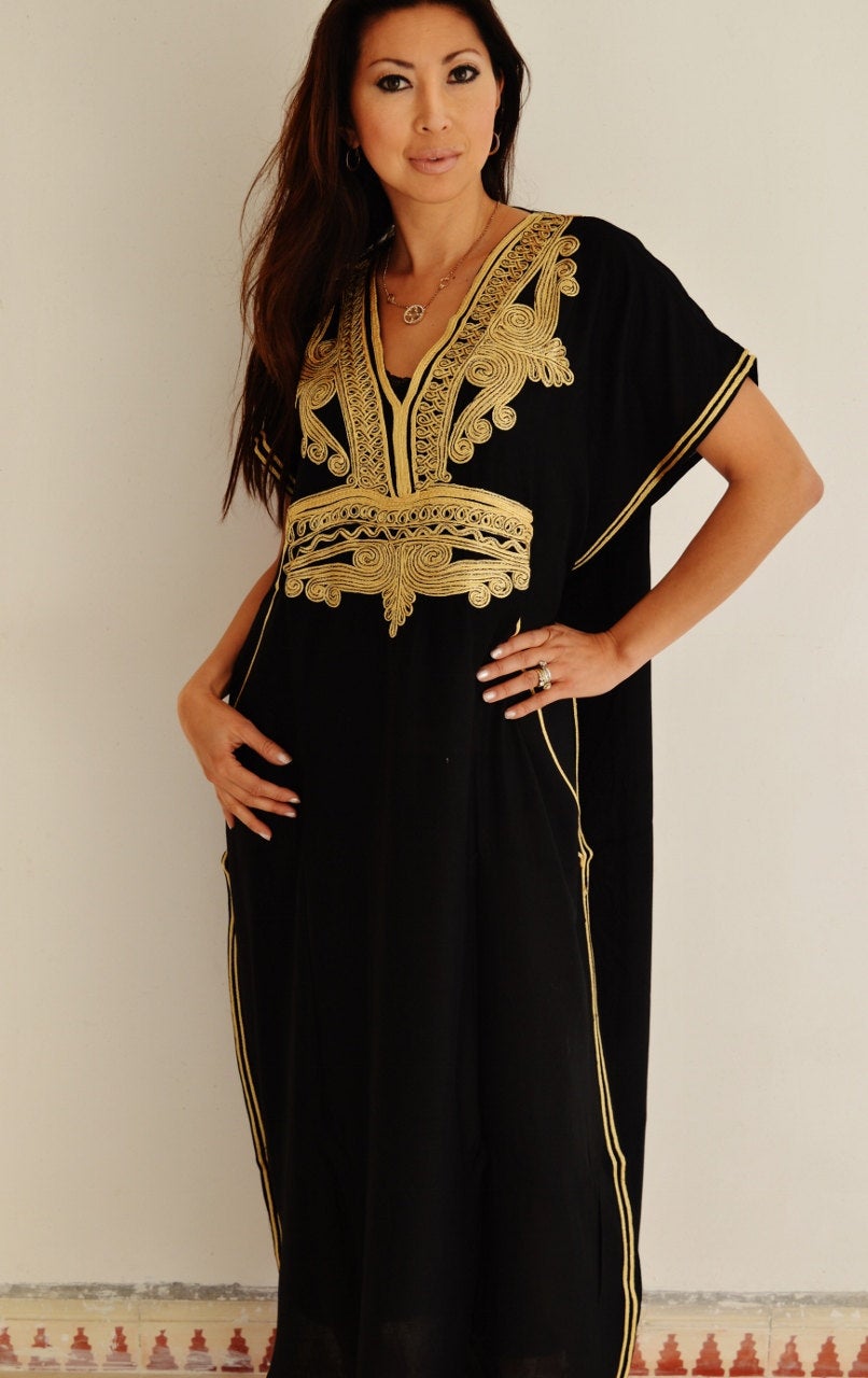 MOROCCAN HANDMADE KAFTAN TERZA 1 BLACK EMBROIDERED IN GOLD