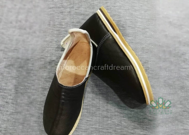handcrafted black moroccan leather slippers