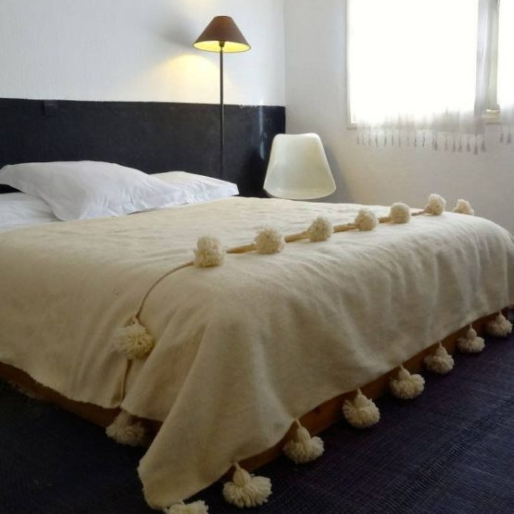 Handcrafted Blanket Throw Cream for beds and rooms MB1CR