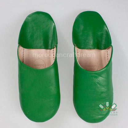 Green Handmade slippers babouches with lovelry moroccan craft design