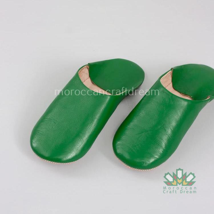 Green leather Handmade slippers babouches with lovelry moroccan craft design