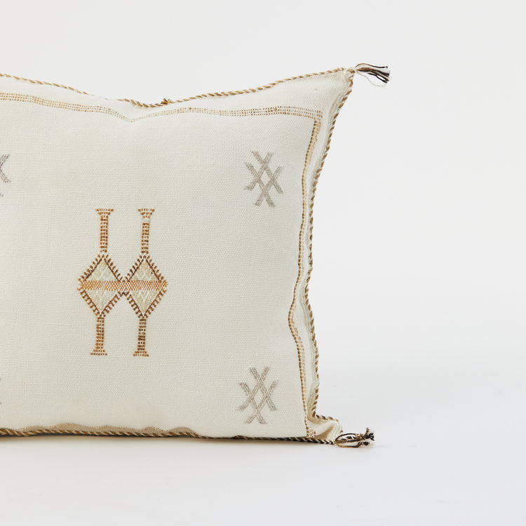 White Moroccan hand-loomed pillow cover showcasing traditional craftsmanship 2