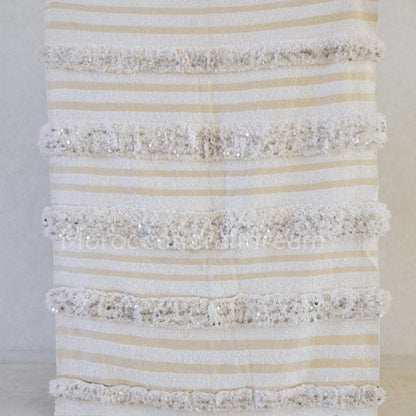 Handcrafted Blanket Throw White for beds and rooms HB2WH1