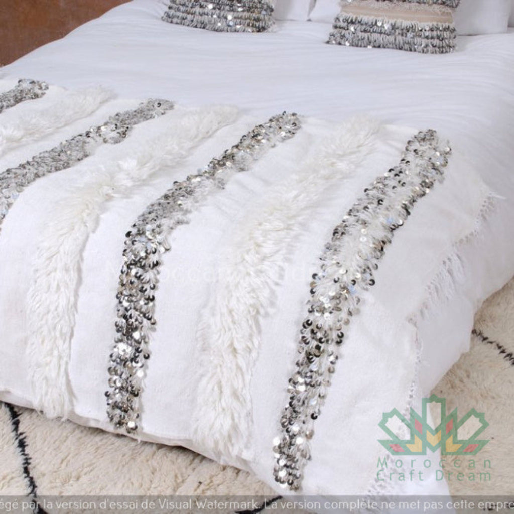 Handcrafted Blanket Throw White for beds and rooms HB1WH